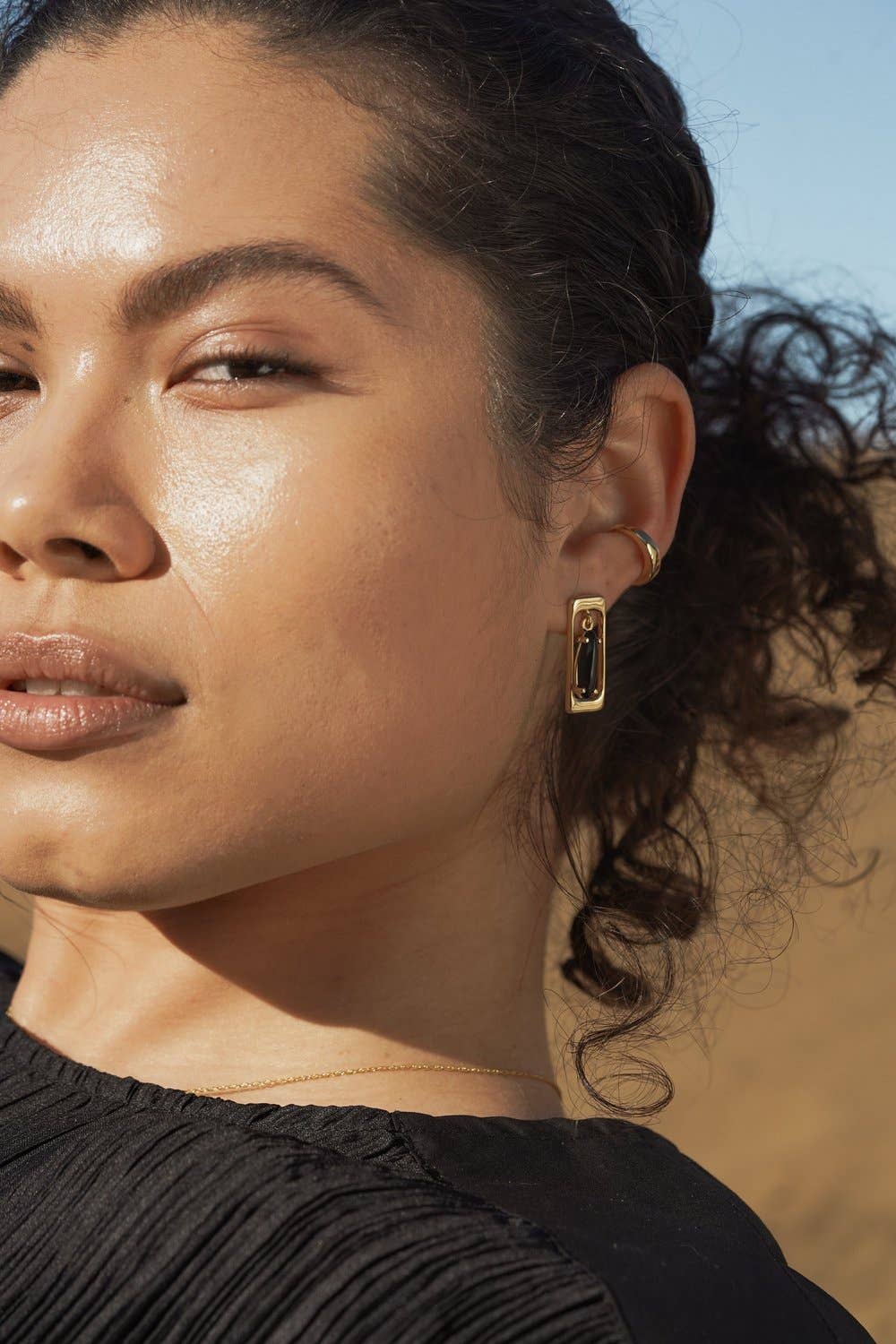 Lindsay Lewis - Round Ear Cuff