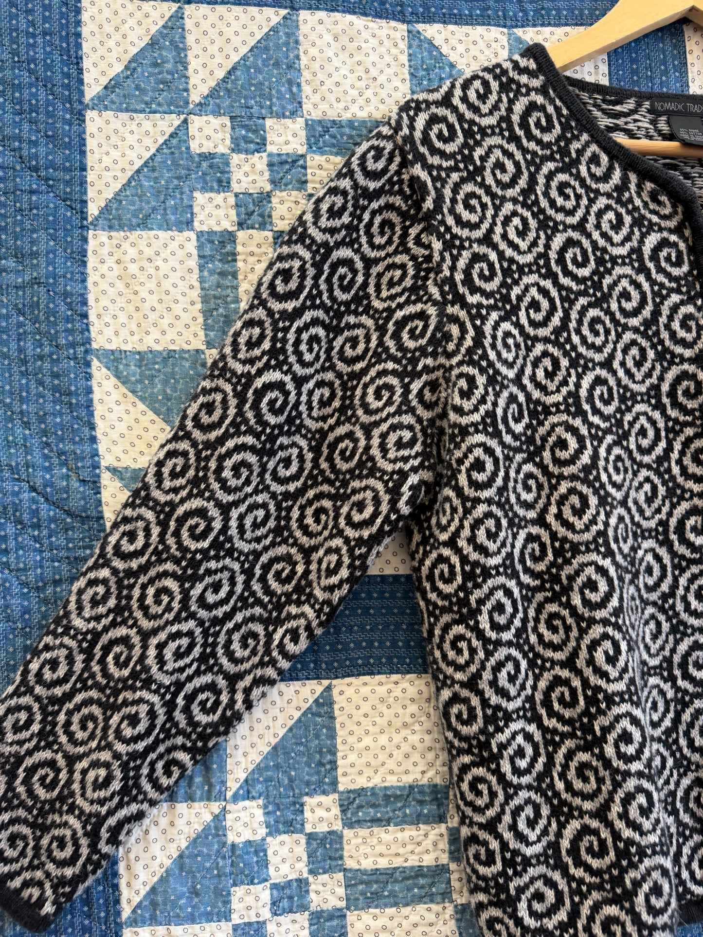 Y2K Zip Up Swirl Sweater