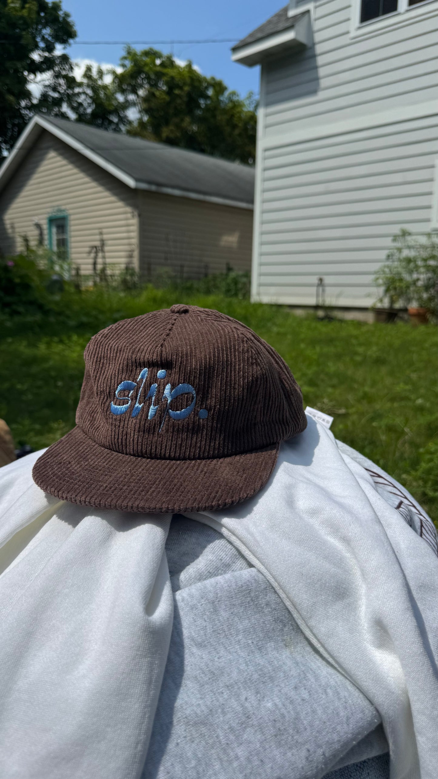 Corduroy "slip." Hat