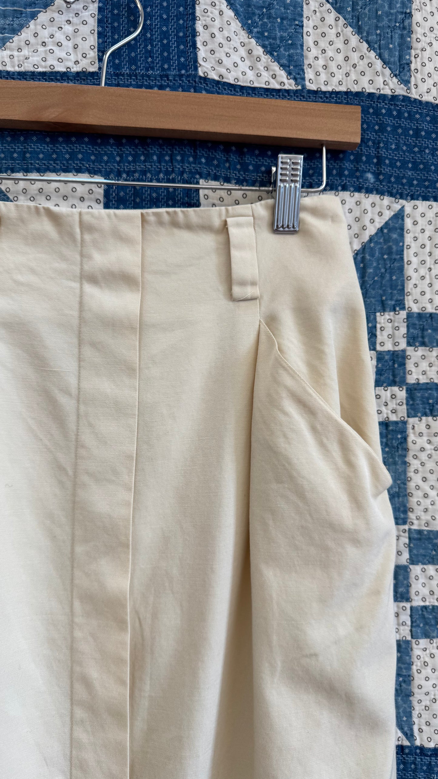 1980's Cream Midi Skirt