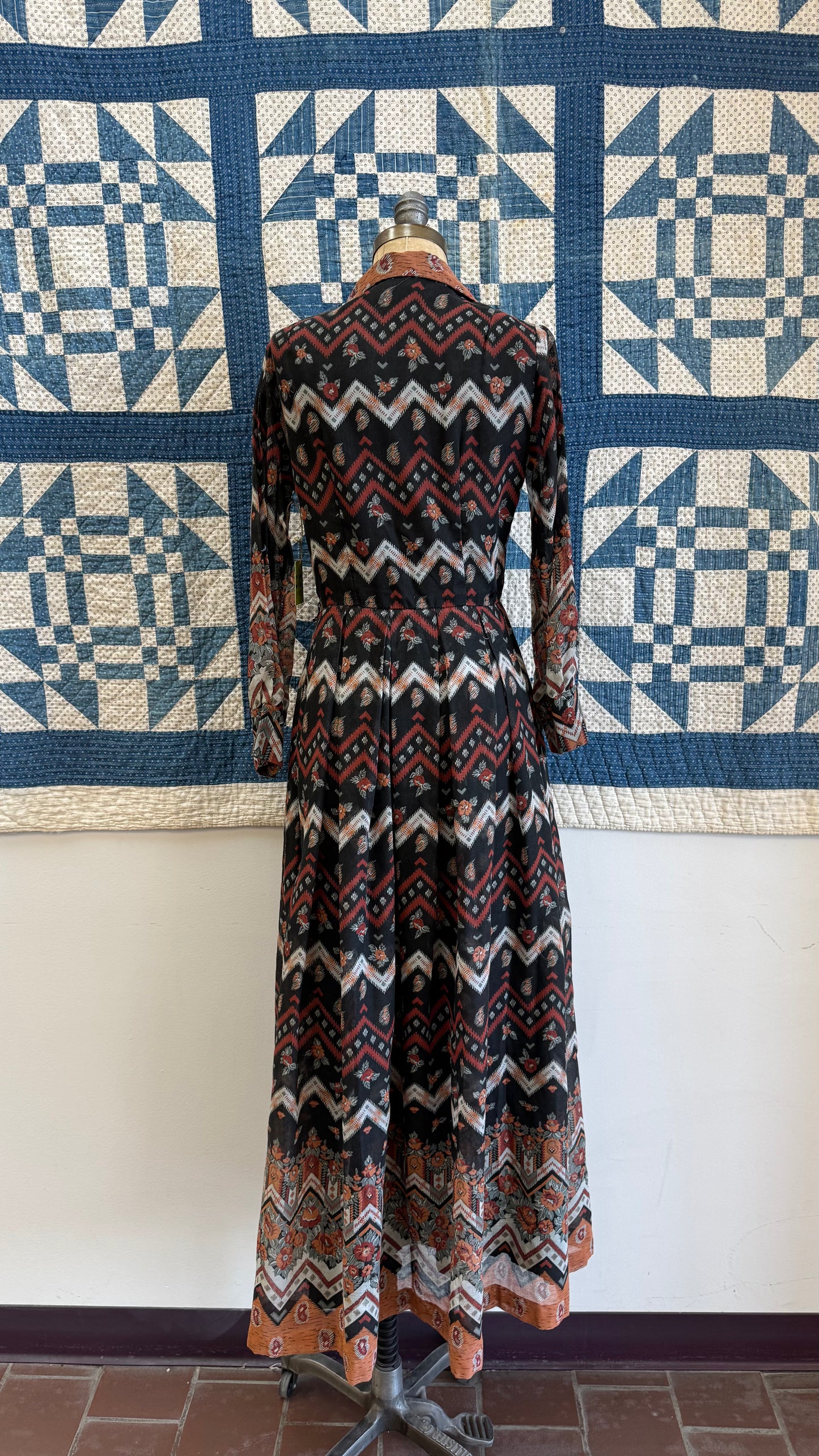 Gorgeous 70's Maxi Dress