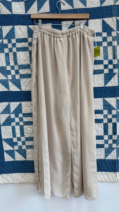 Ecru Flowy Elastic Pants